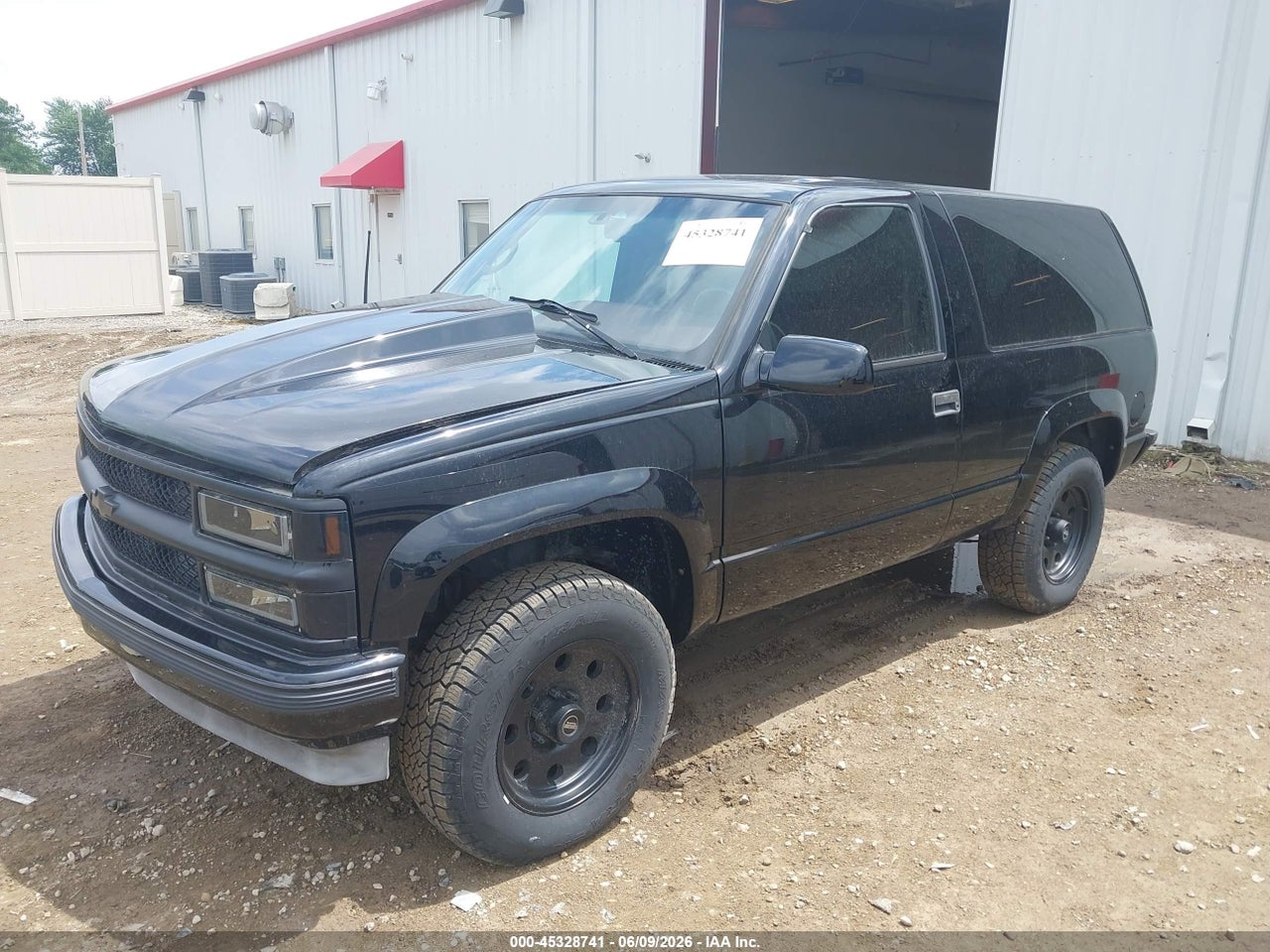1996 CHEVROLET TAHOE K1500 thumbnail 3