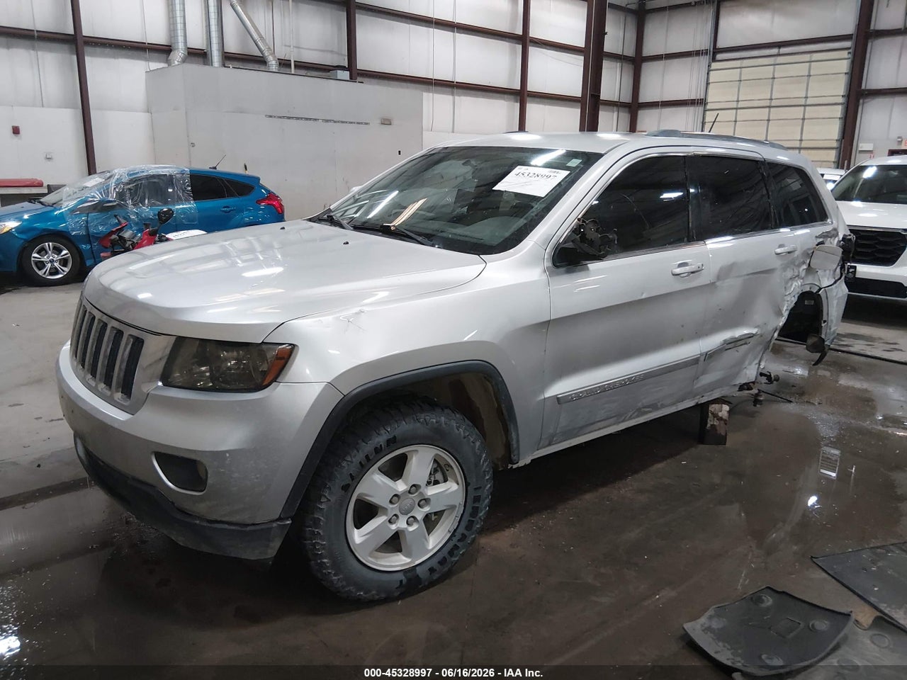 2012 JEEP GRAND CHEROKEE LAREDO thumbnail 3
