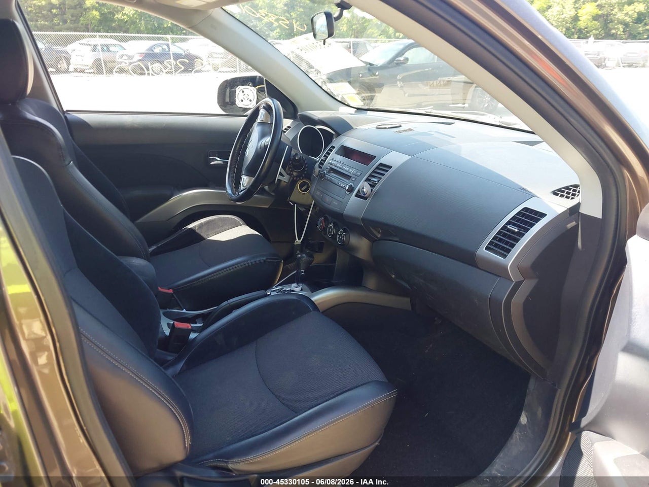 2010 MITSUBISHI OUTLANDER SE · 5/12