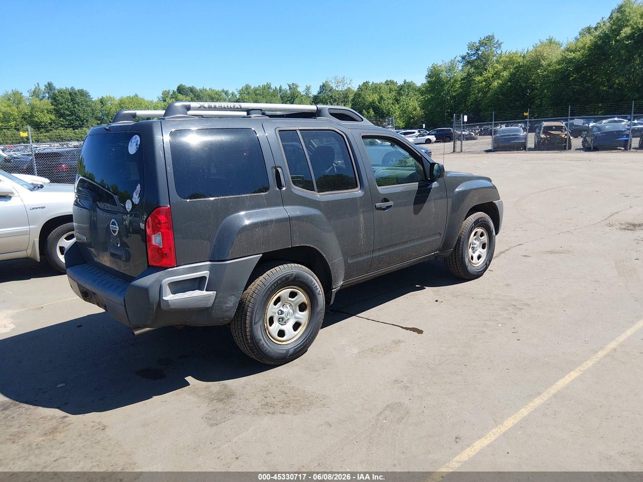 2011 NISSAN XTERRA X · 4/12