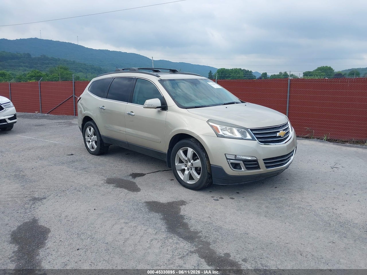 2016 CHEVROLET TRAVERSE LTZ thumbnail 2