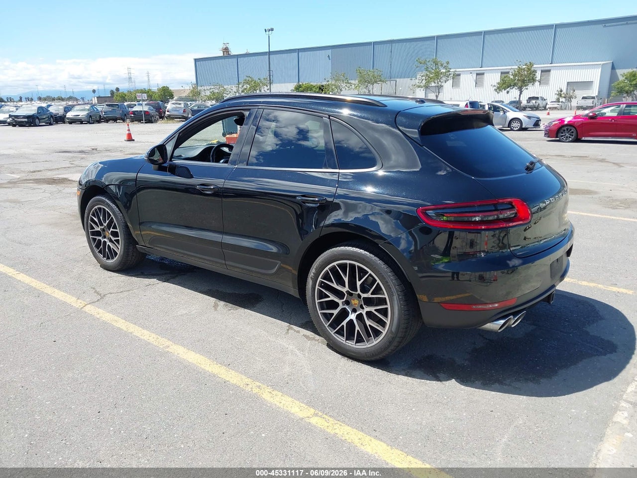 2018 PORSCHE MACAN SPORT EDITION thumbnail 4