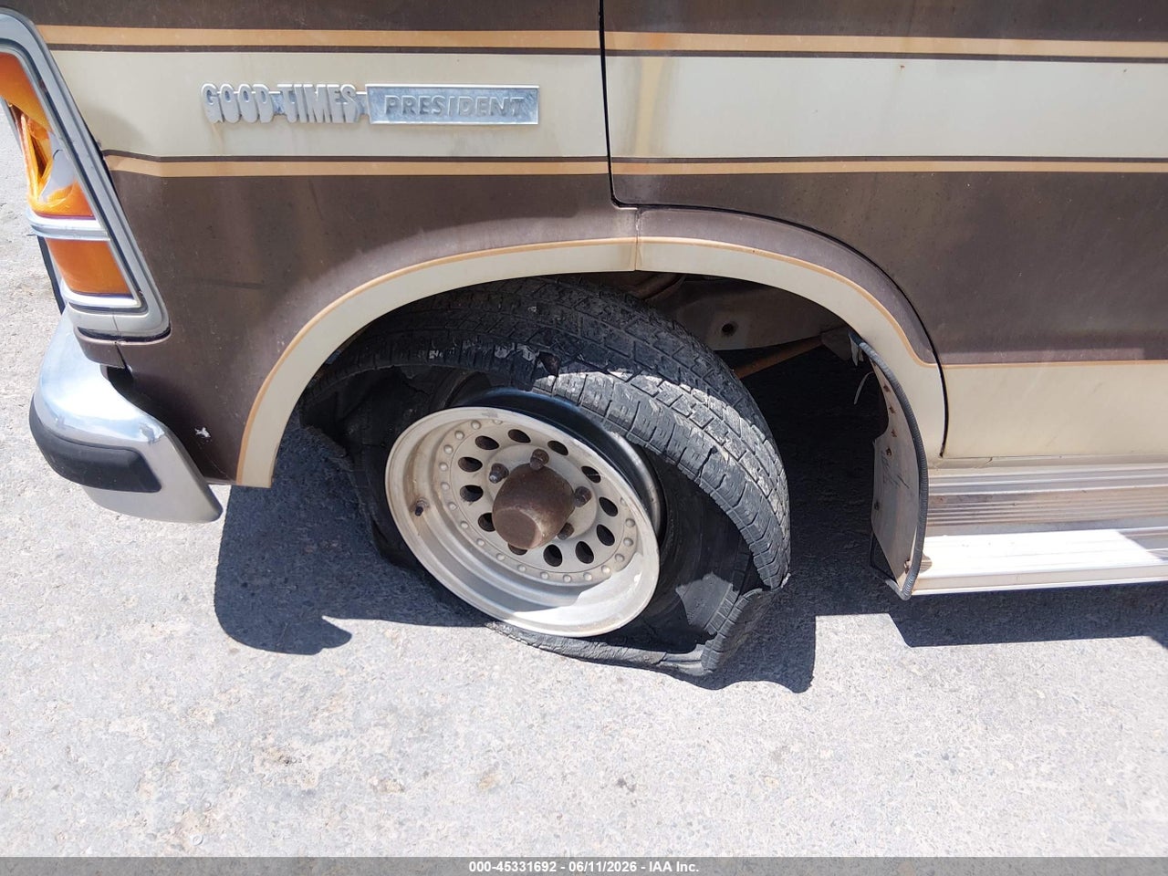 1986 DODGE RAM VAN B250 thumbnail 7