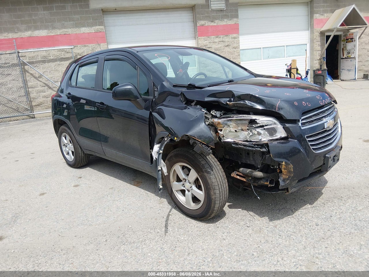 2015 CHEVROLET TRAX LS thumbnail 2