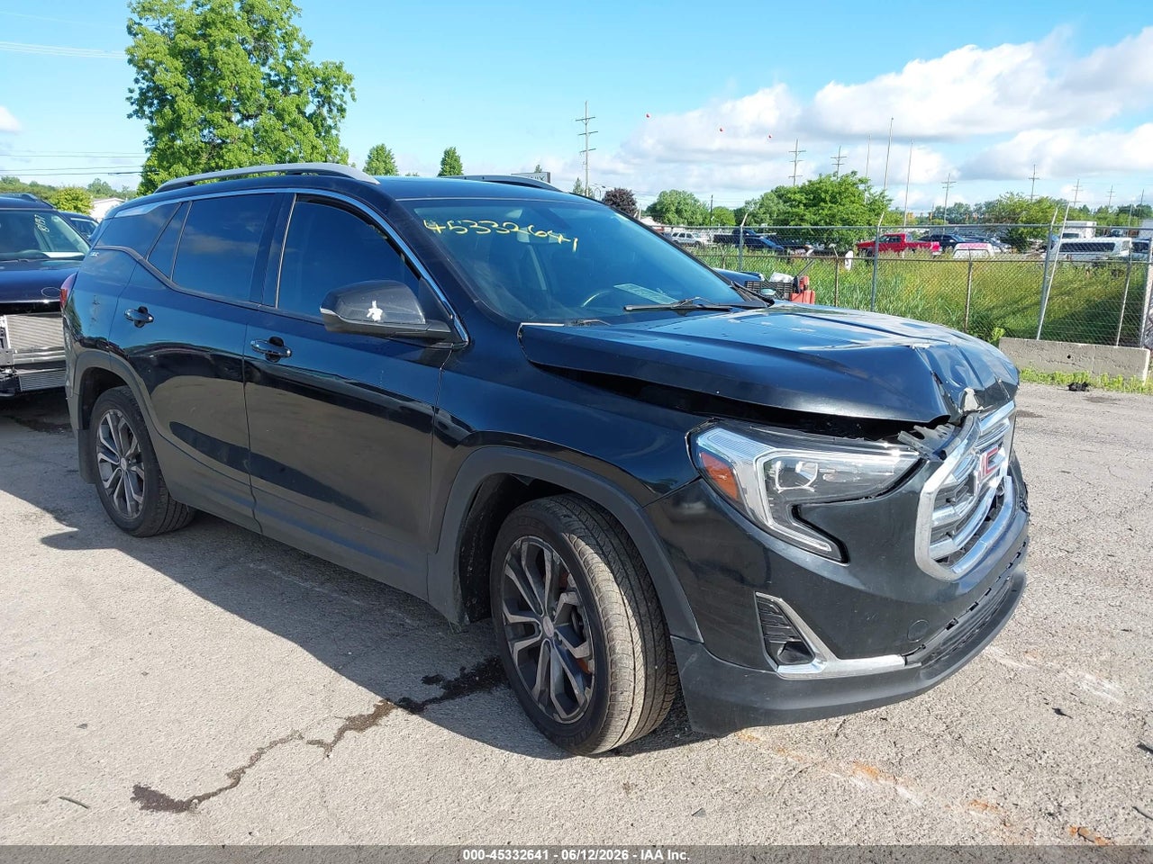 2019 GMC TERRAIN SLT thumbnail 2