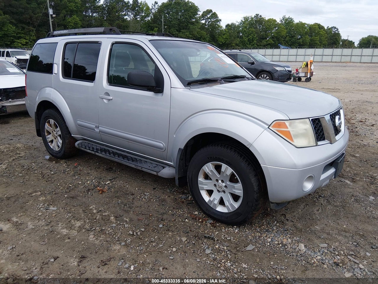 2005 NISSAN PATHFINDER LE thumbnail 2