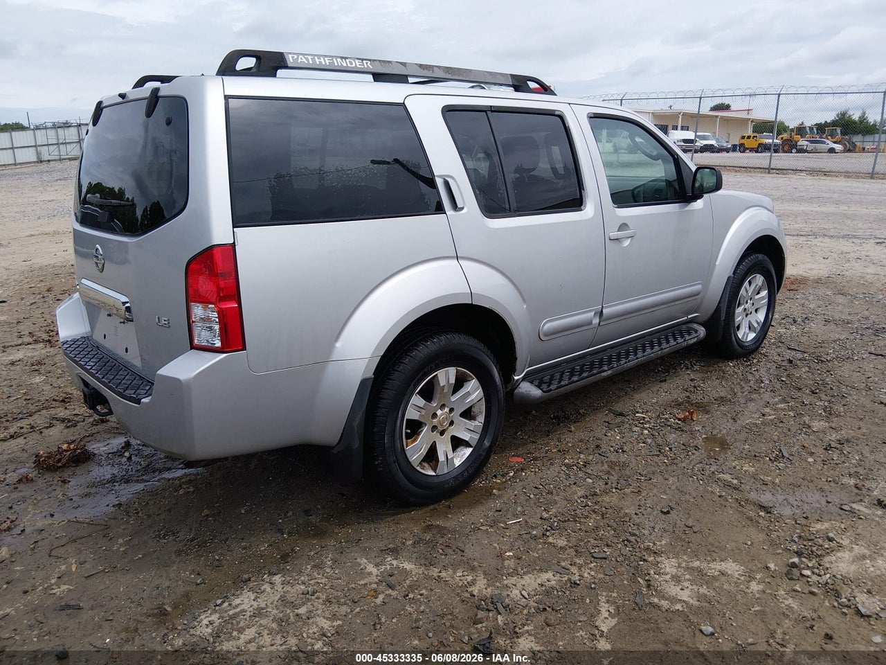2005 NISSAN PATHFINDER LE thumbnail 5