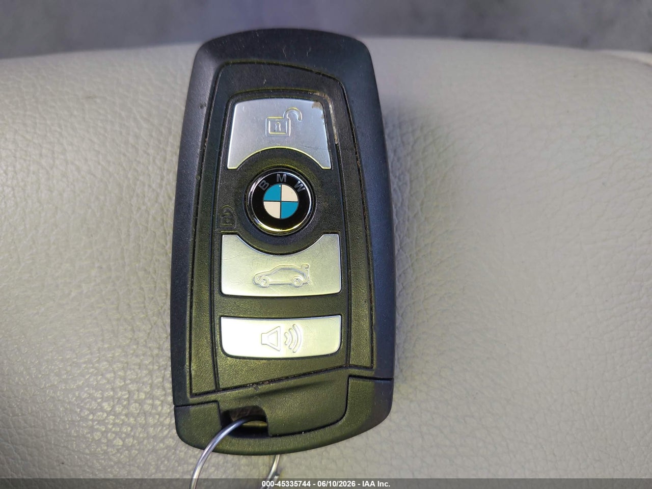 2012 BMW 528I XDRIVE thumbnail 12