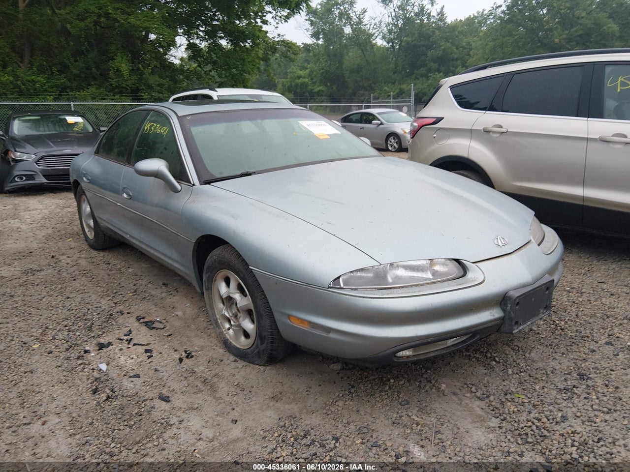 1G3GR62C9S4****** · 1995 OLDSMOBILE AURORA