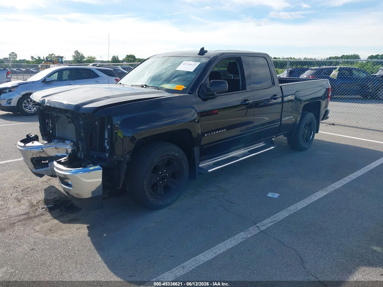 2015 CHEVROLET SILVERADO 1500 2LT thumbnail 3