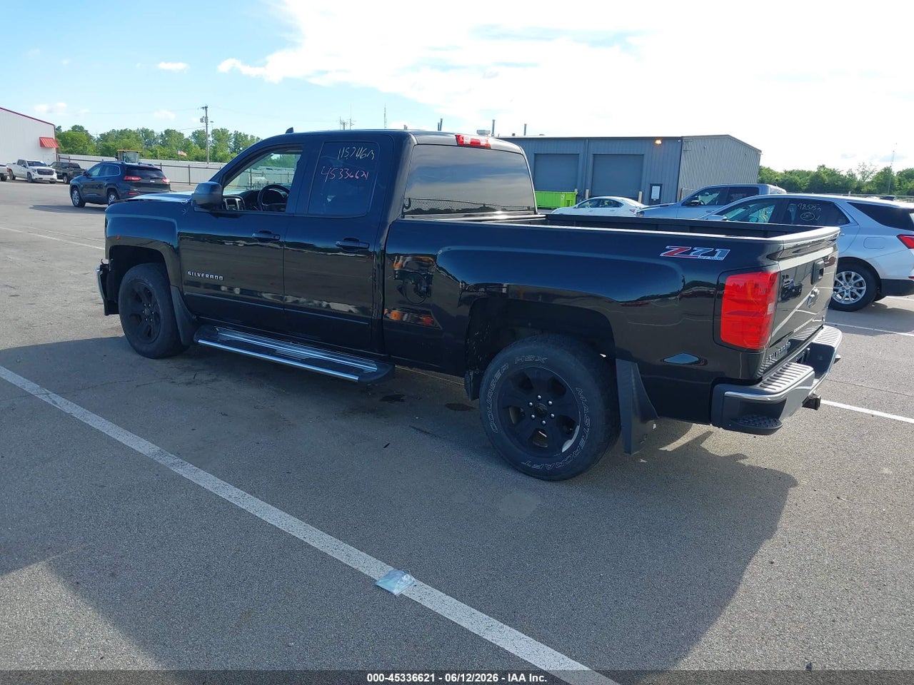 2015 CHEVROLET SILVERADO 1500 2LT thumbnail 4