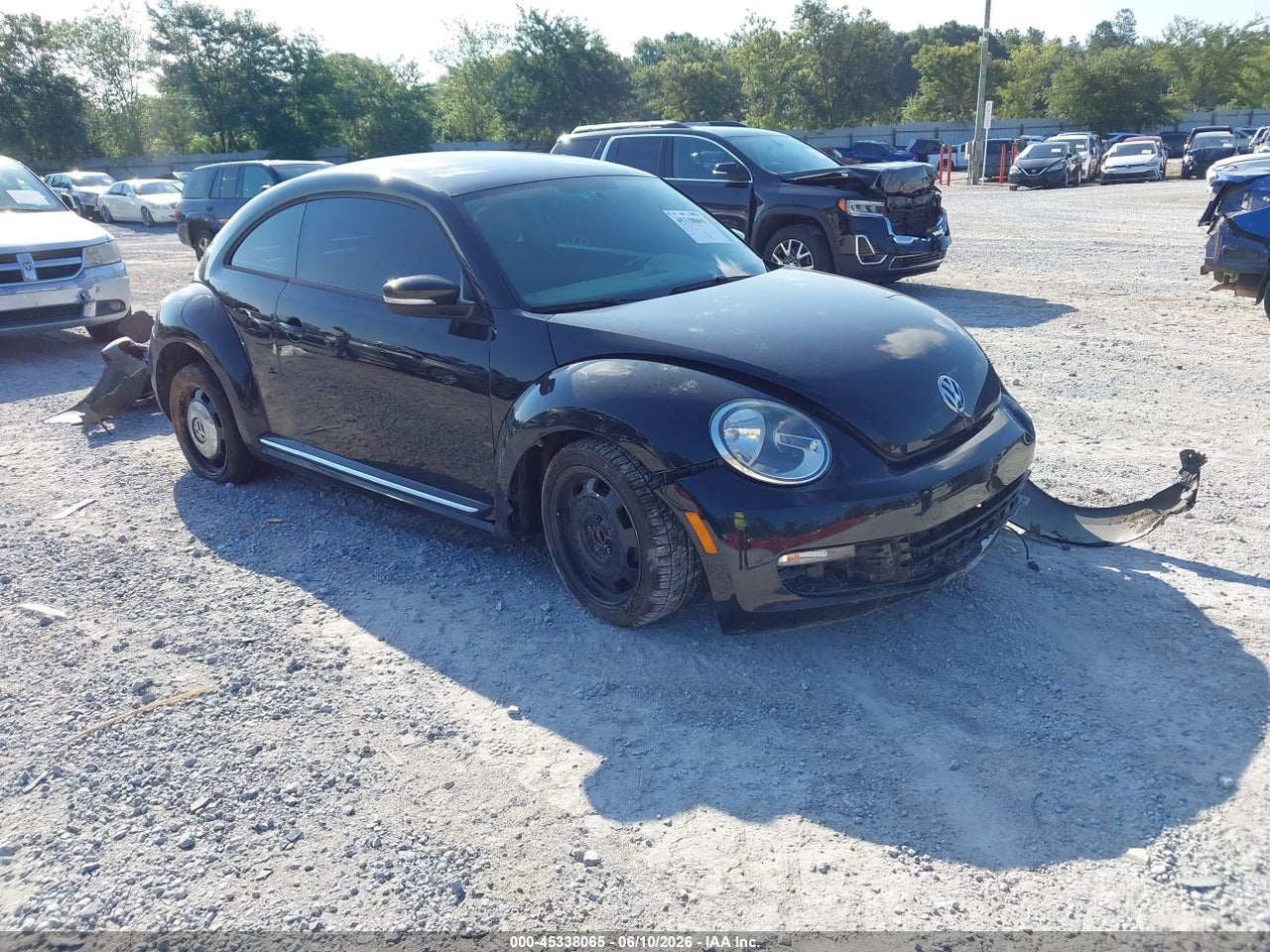 2014 VOLKSWAGEN BEETLE 1.8T thumbnail 2