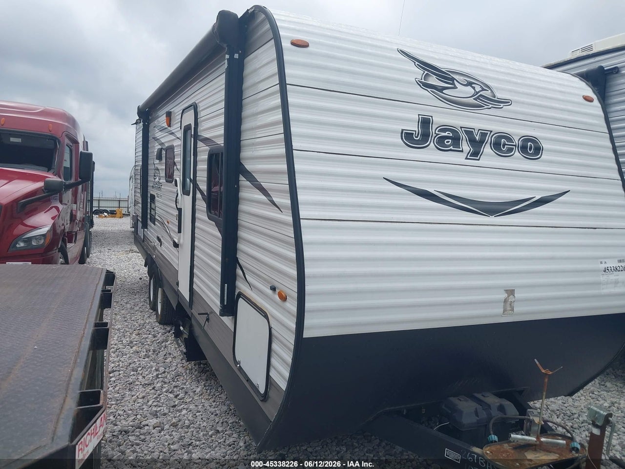 2017 JAYCO JAY FLIGHT   thumbnail 2