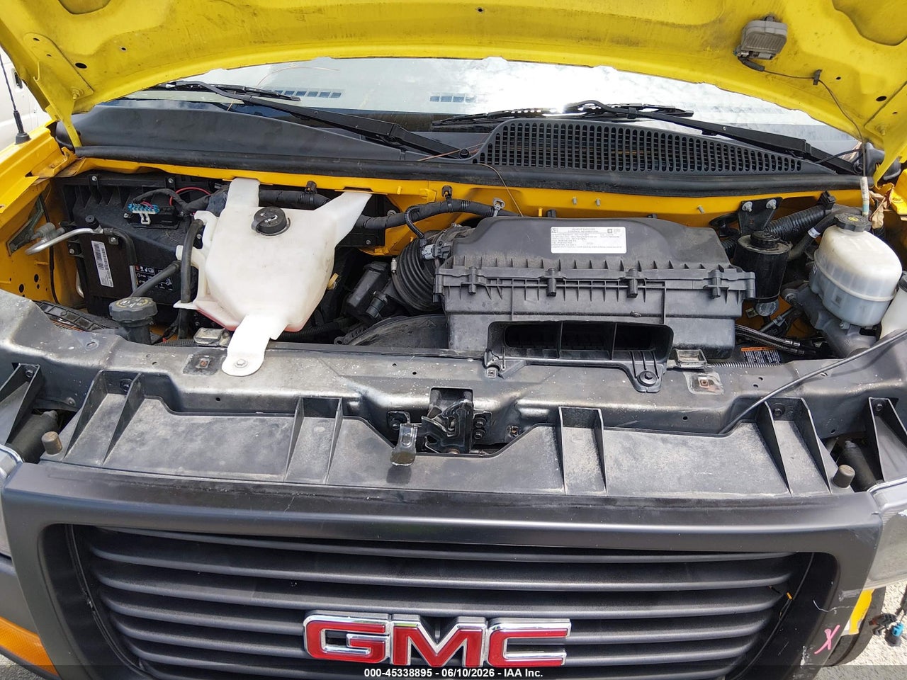 2021 GMC SAVANA CUTAWAY WORK VAN thumbnail 11