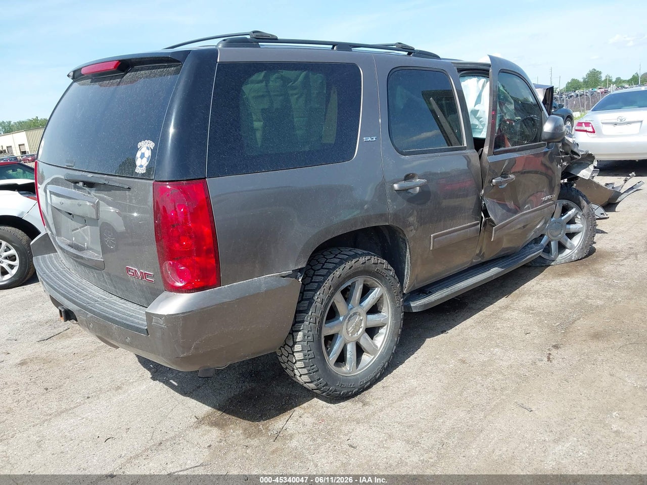 2014 GMC YUKON SLT thumbnail 5