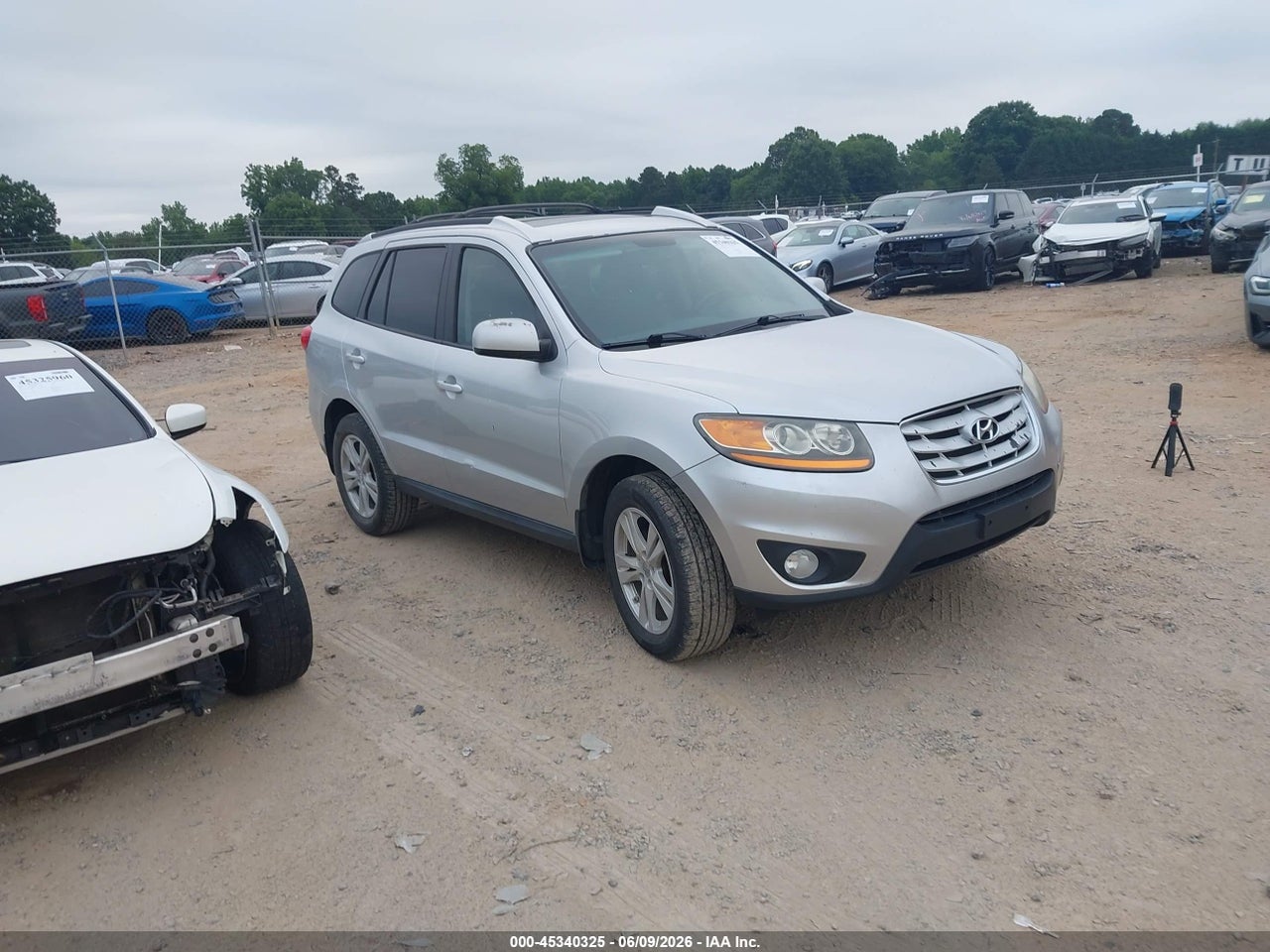 2011 HYUNDAI SANTA FE SE thumbnail 2