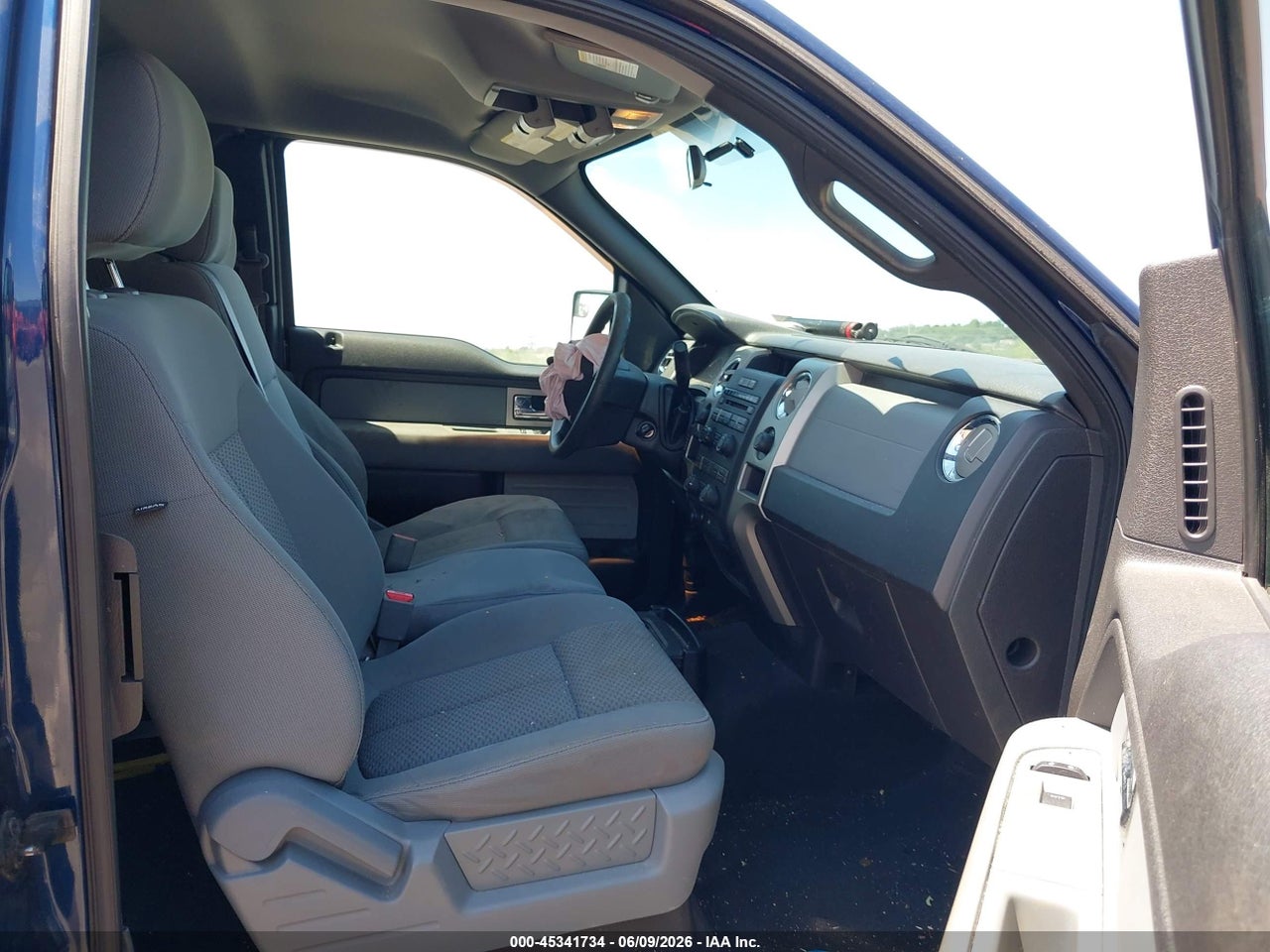 2011 FORD F-150 XLT thumbnail 6