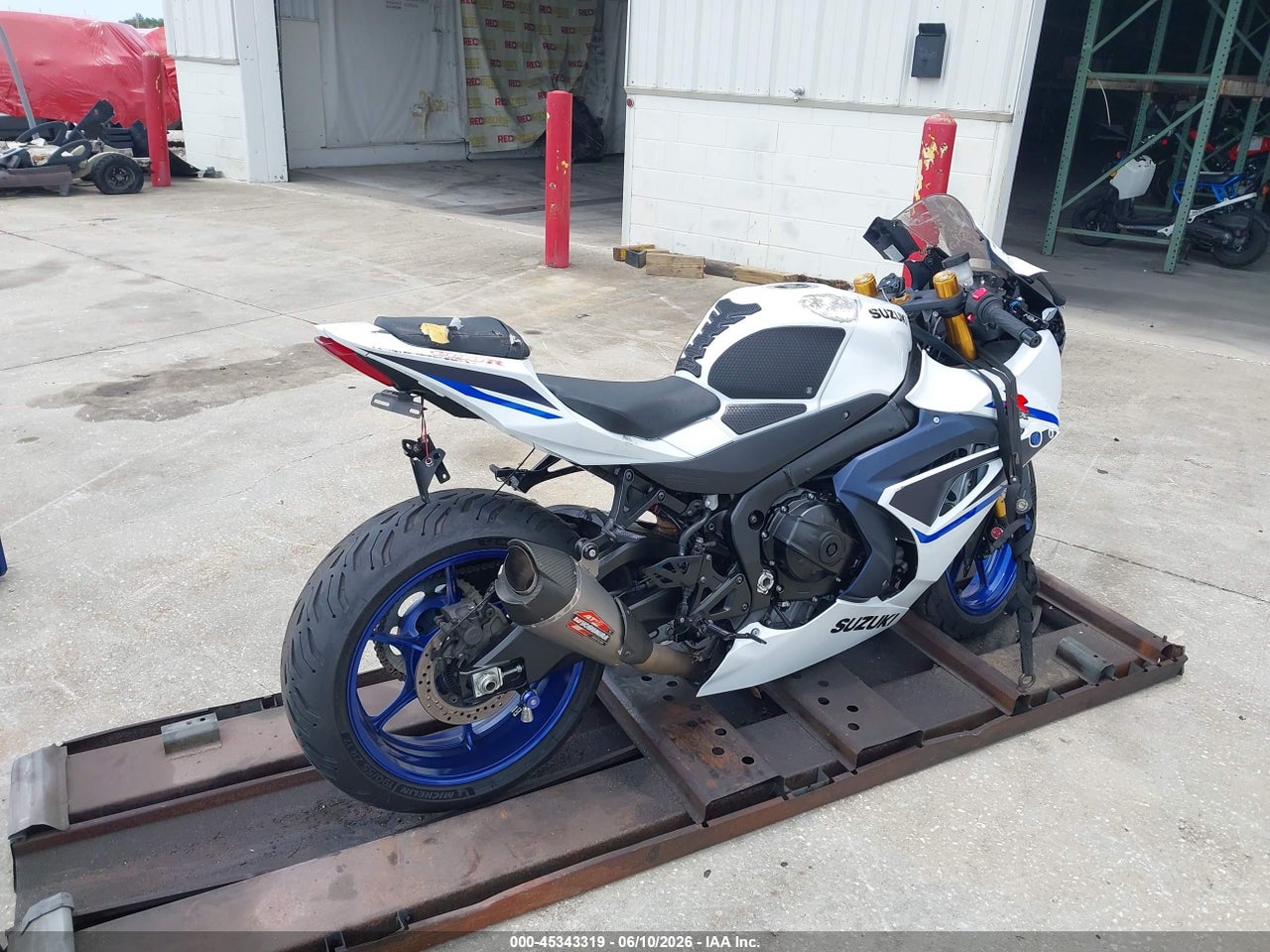 2023 SUZUKI GSX-R1000 R thumbnail 5