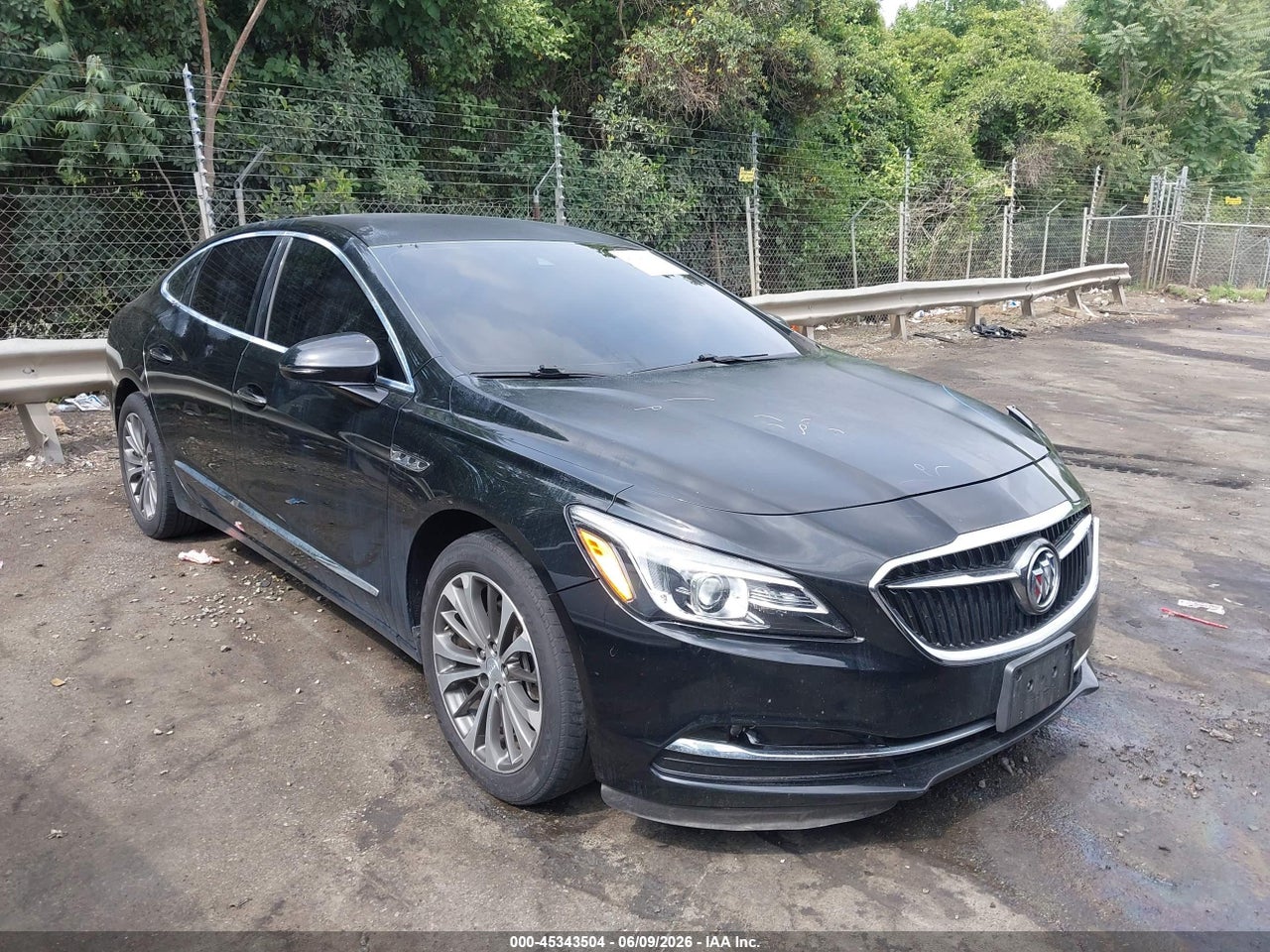 1G4ZR5SS1HU****** · 2017 BUICK LACROSSE PREMIUM