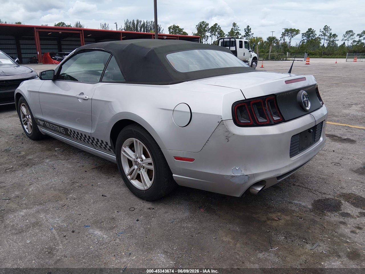 2014 FORD MUSTANG V6 thumbnail 4