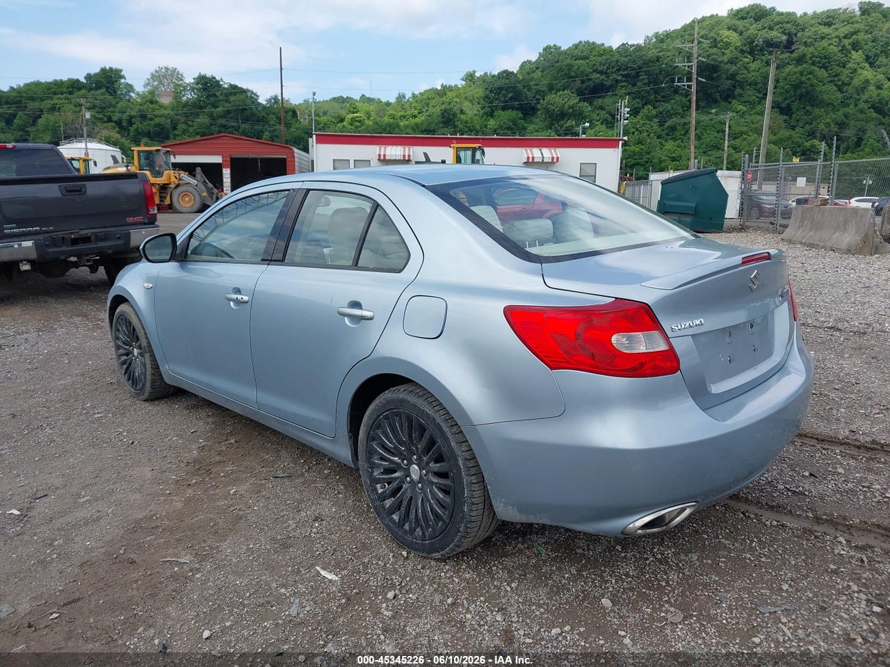 2011 SUZUKI KIZASHI SE thumbnail 4