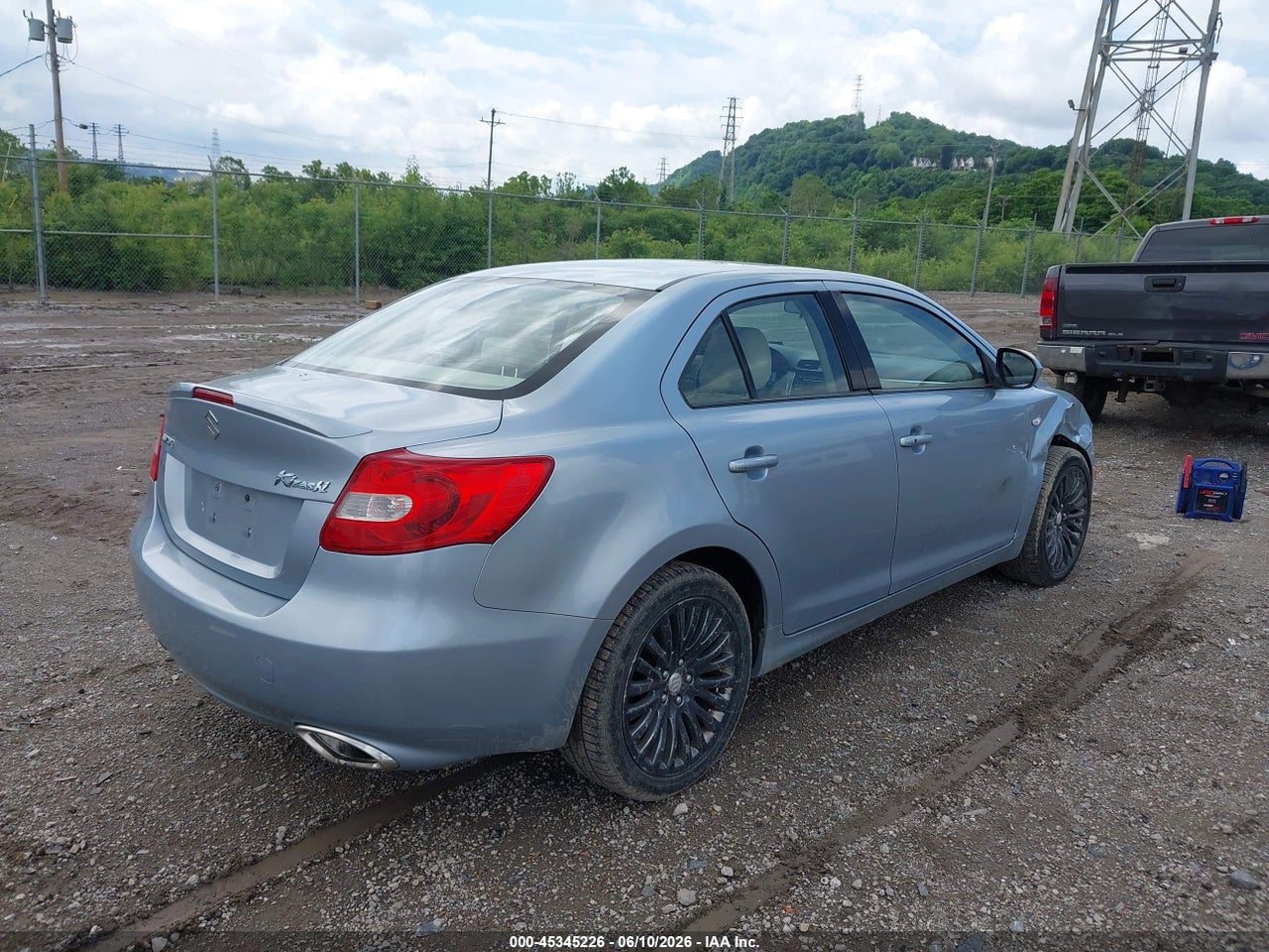 2011 SUZUKI KIZASHI SE thumbnail 5