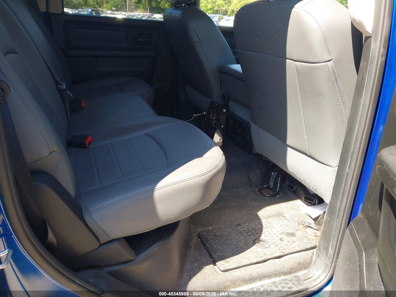 2016 RAM 1500 TRADESMAN thumbnail 9