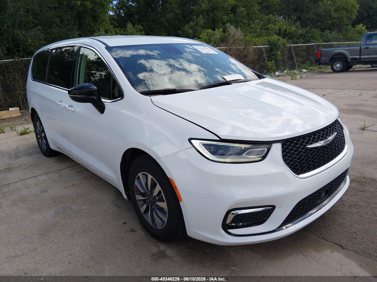 2024 Chrysler Pacifica