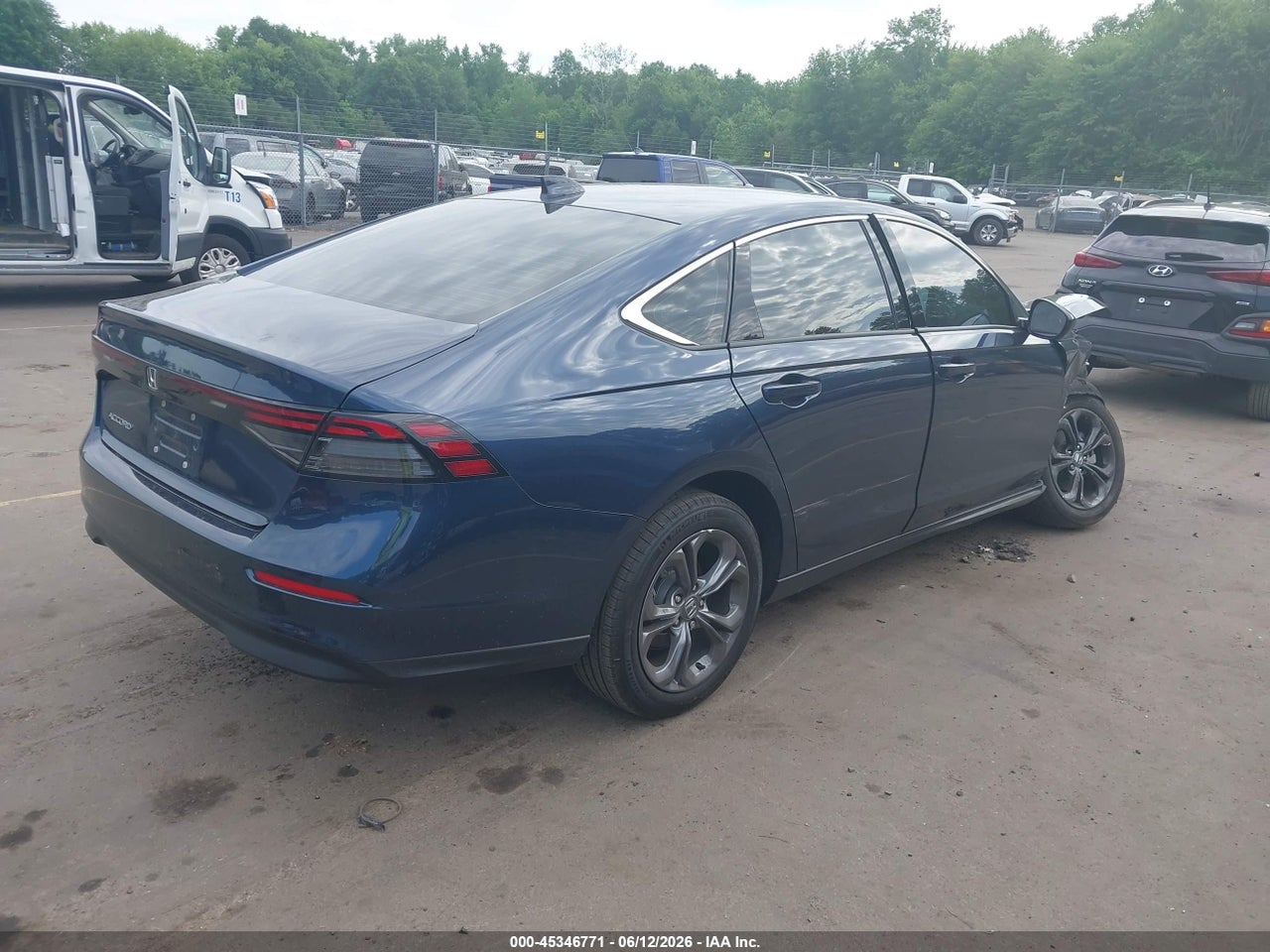 2024 HONDA ACCORD EX thumbnail 5