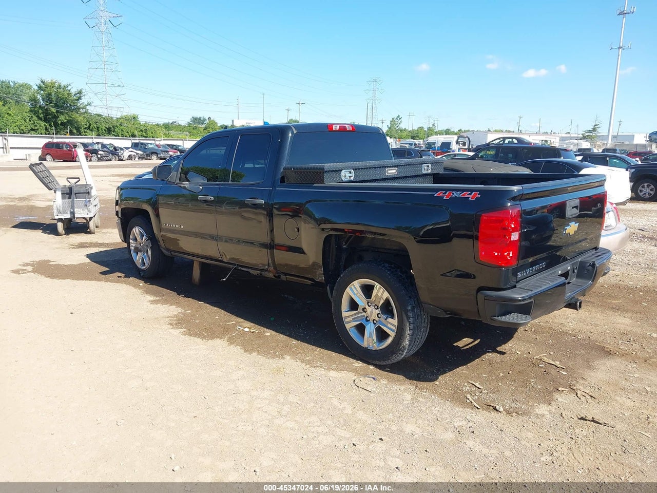 2016 CHEVROLET SILVERADO 1500 CUSTOM thumbnail 4