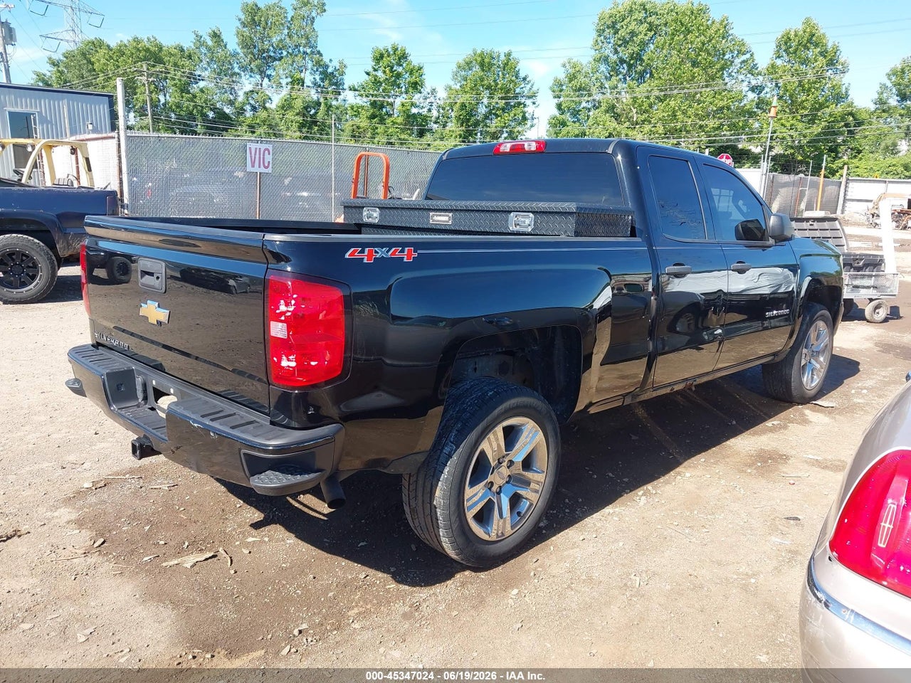 2016 CHEVROLET SILVERADO 1500 CUSTOM thumbnail 5