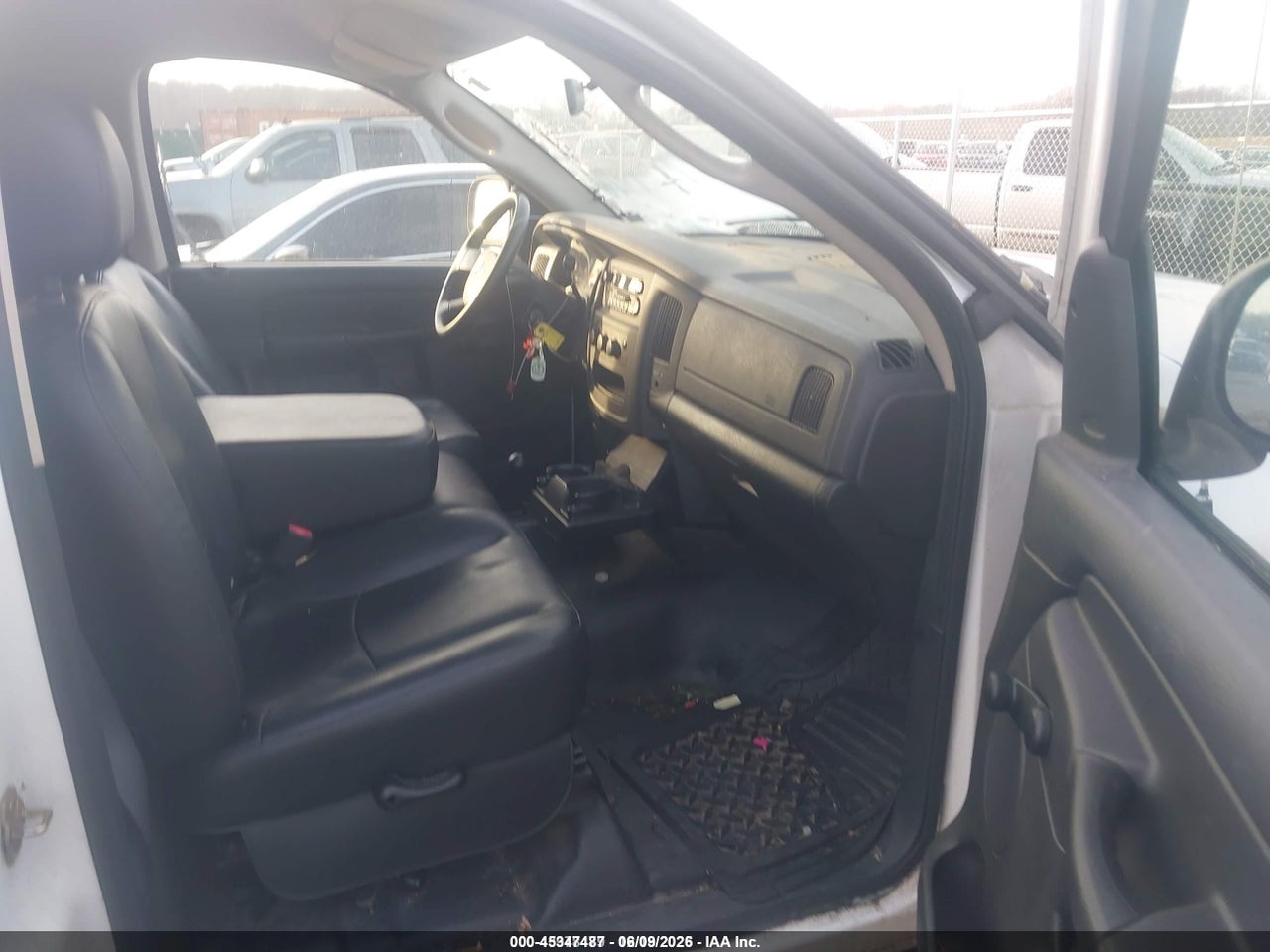 2005 DODGE RAM 1500 ST thumbnail 6