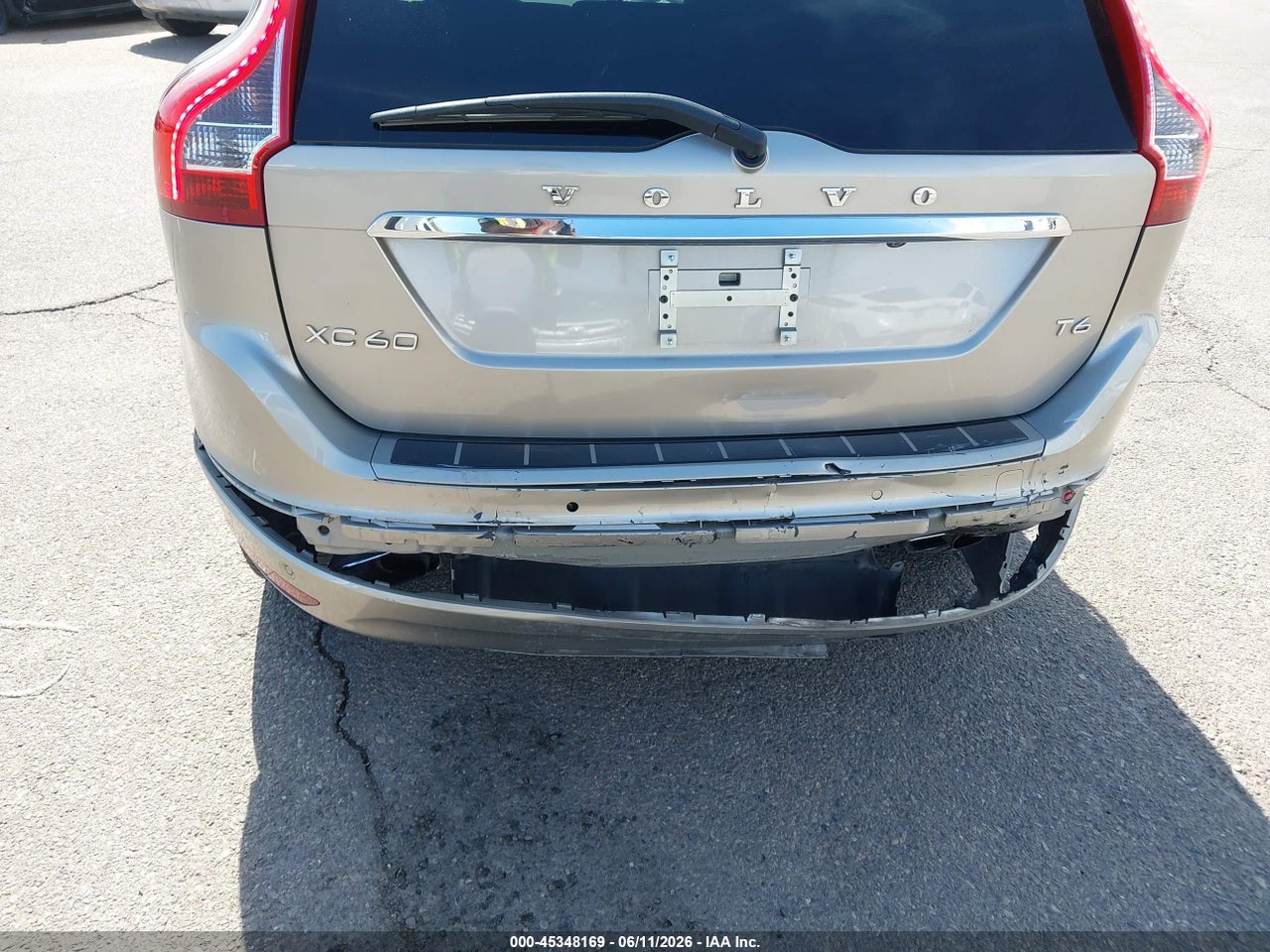 2015 VOLVO XC60 T6 thumbnail 7