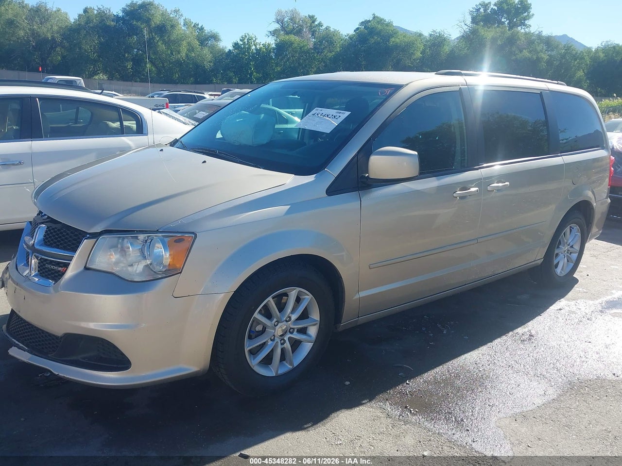 2014 DODGE GRAND CARAVAN SXT · 2/12