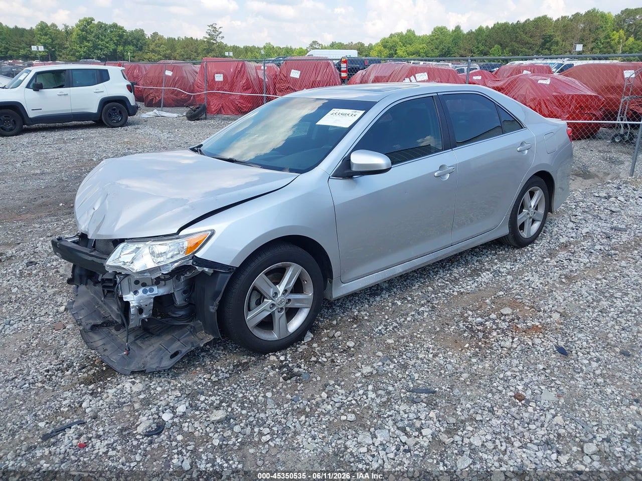 2012 TOYOTA CAMRY SE · 2/12