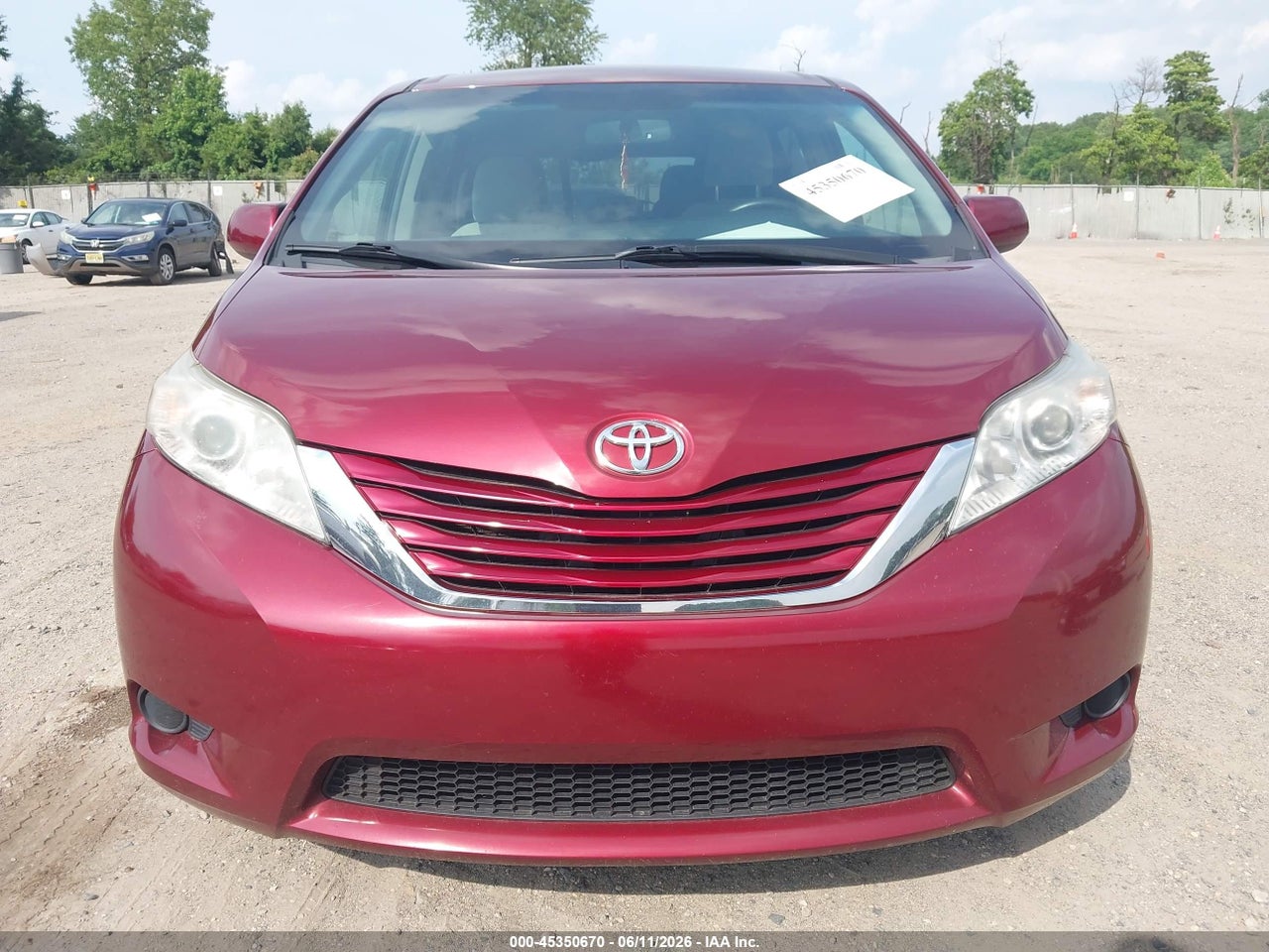 2017 TOYOTA SIENNA LE 8 PASSENGER thumbnail 7