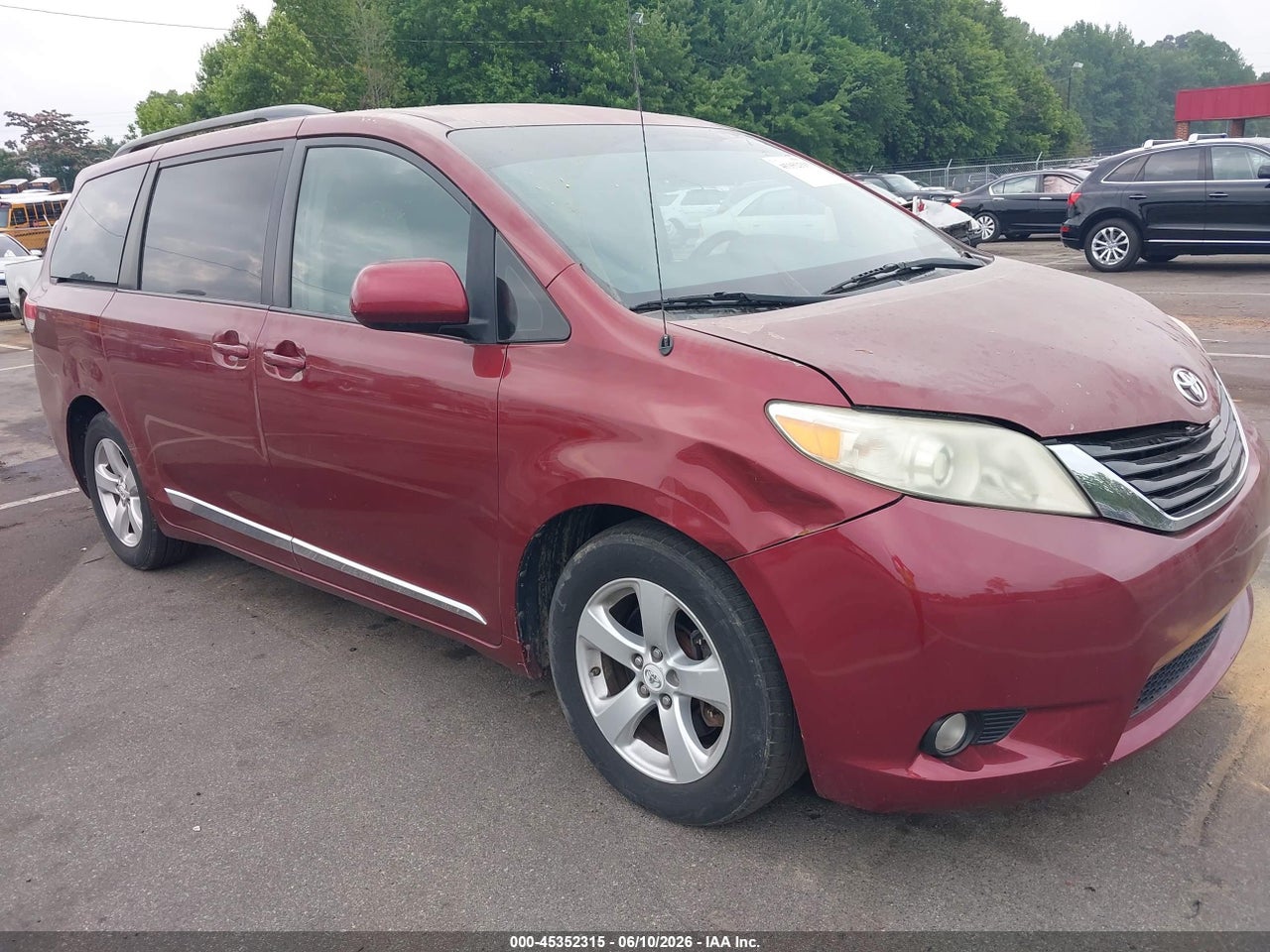 2011 TOYOTA SIENNA LE V6 thumbnail 7
