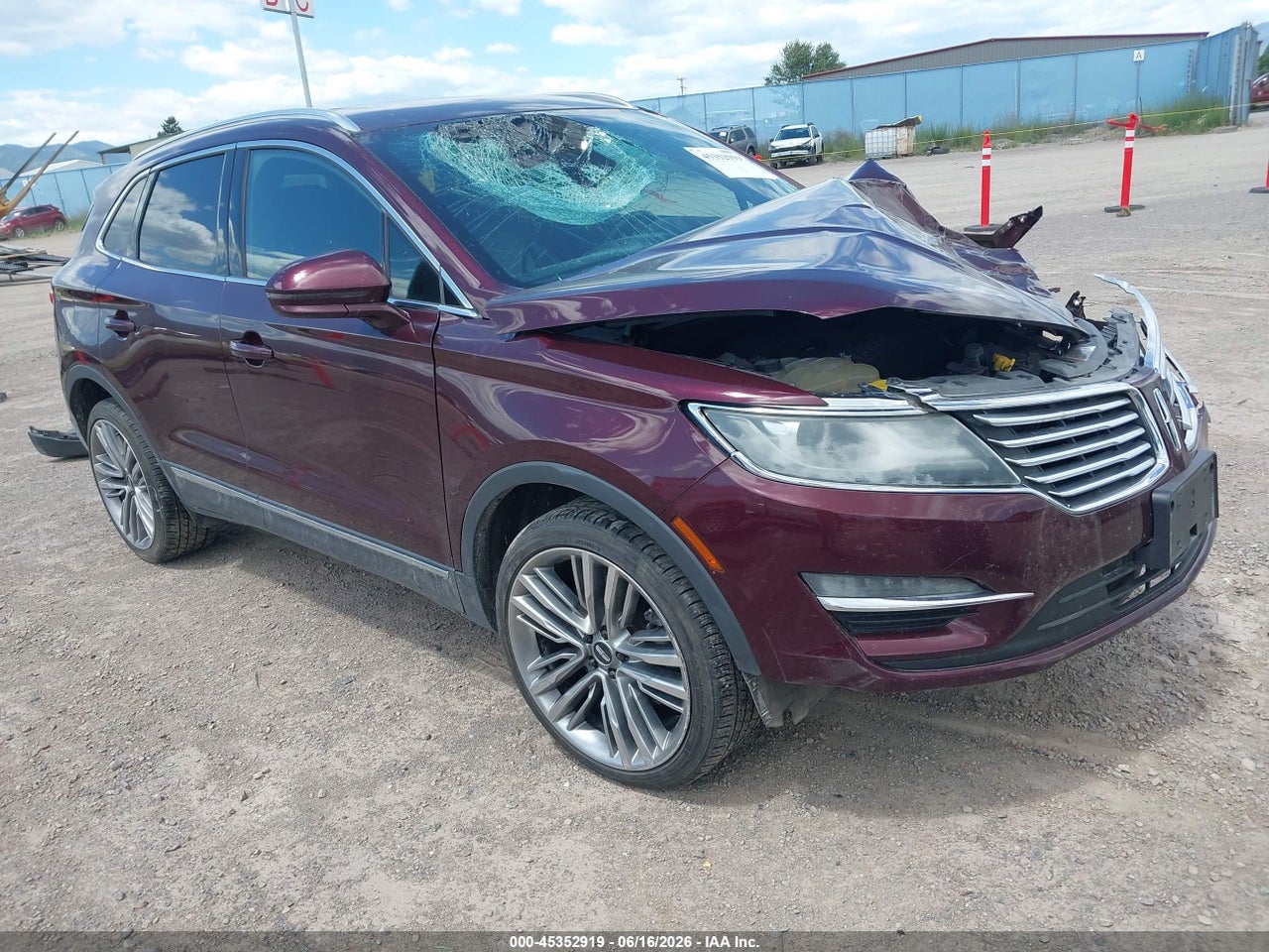 2016 LINCOLN MKC RESERVE thumbnail 2