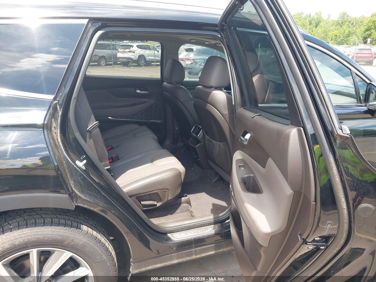 2019 HYUNDAI SANTA FE LIMITED thumbnail 9