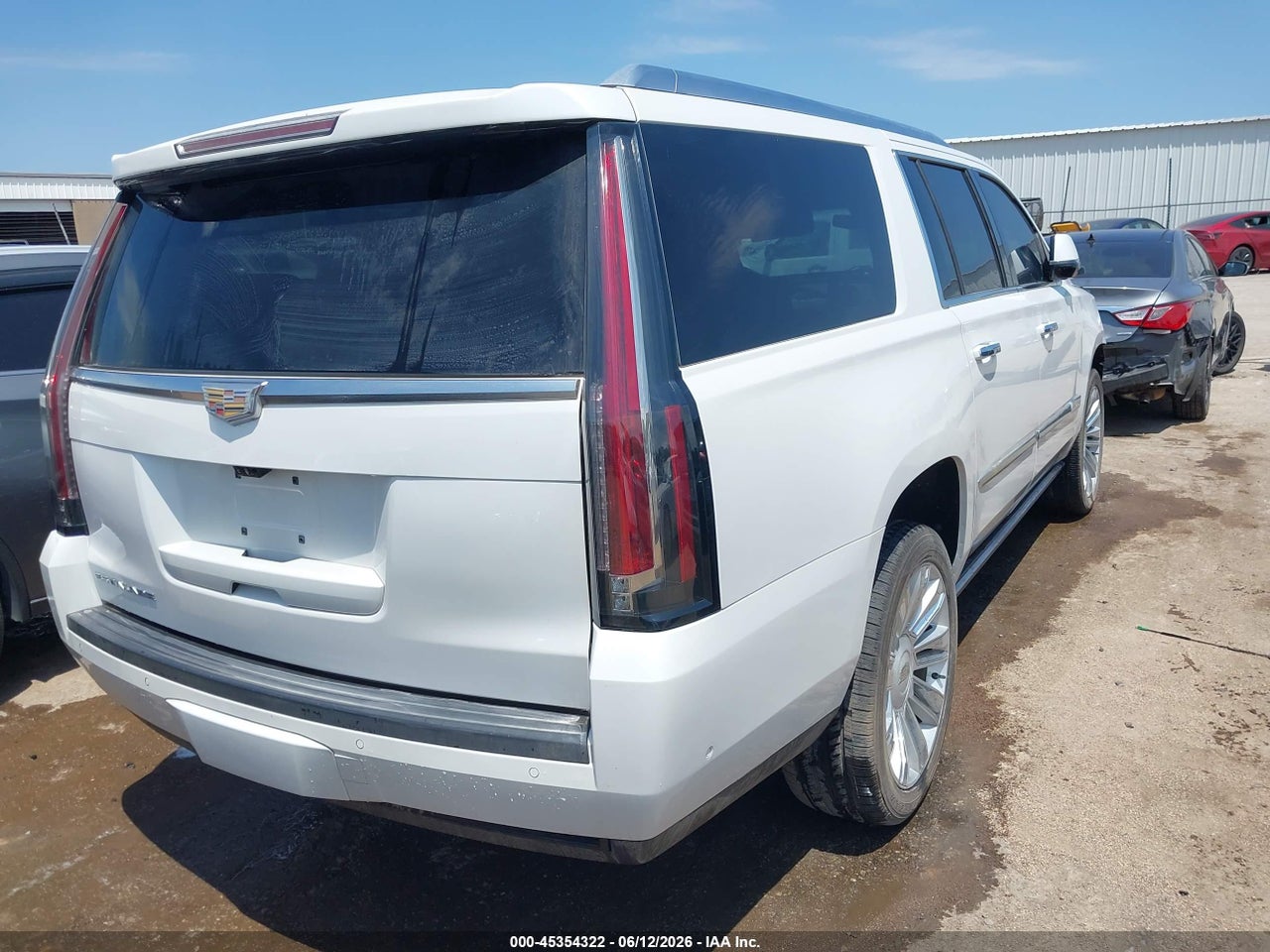 2017 CADILLAC ESCALADE ESV PLATINUM thumbnail 5