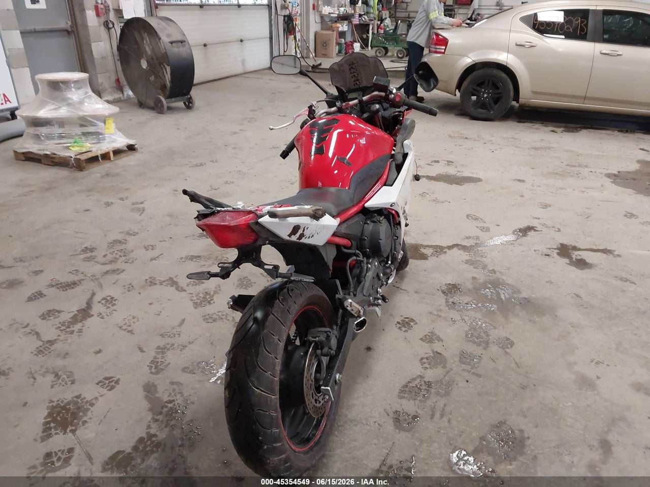 2014 YAMAHA FZ6 R thumbnail 5