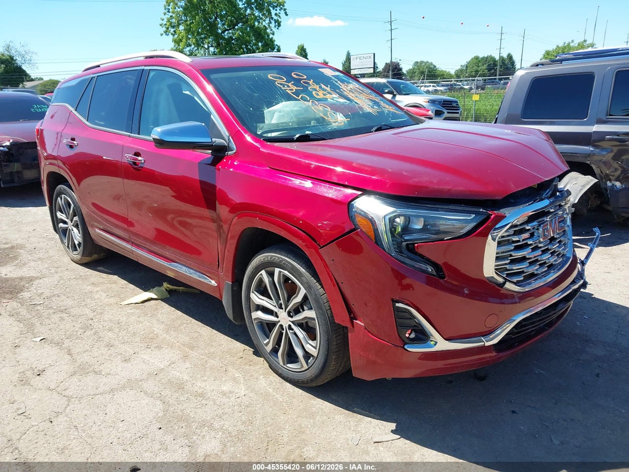 2018 GMC TERRAIN DENALI thumbnail 2