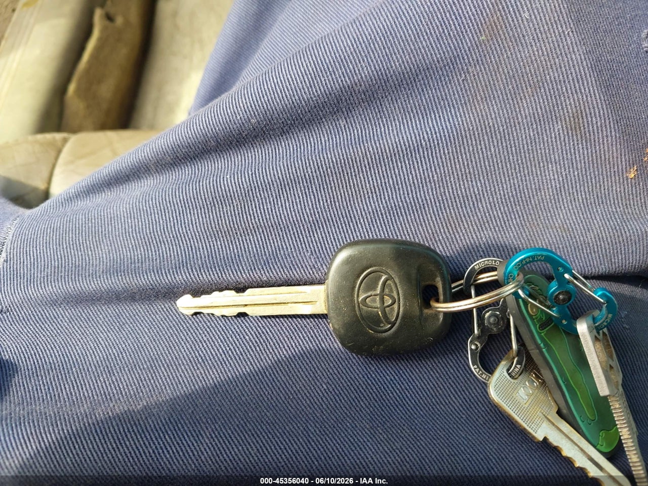 2005 TOYOTA CAMRY XLE V6 thumbnail 12