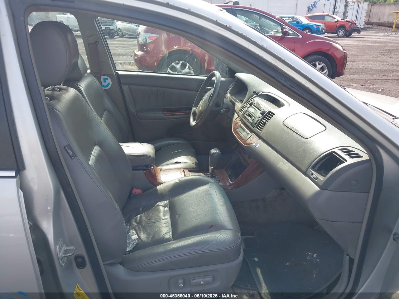 2005 TOYOTA CAMRY XLE V6 thumbnail 6