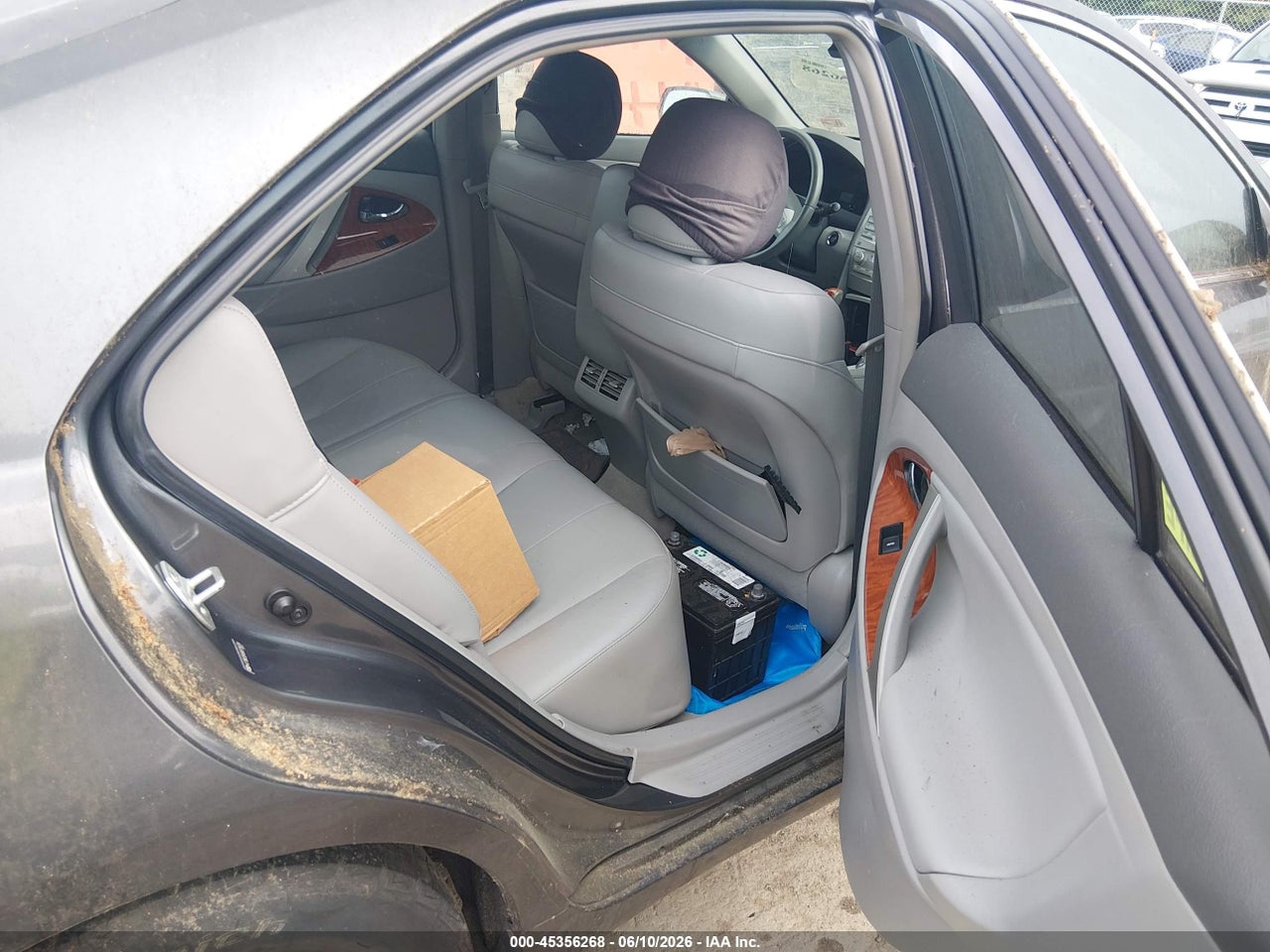 2010 TOYOTA CAMRY XLE V6 thumbnail 9