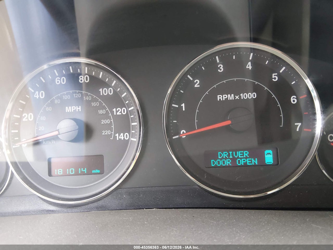 2005 JEEP GRAND CHEROKEE LIMITED thumbnail 8