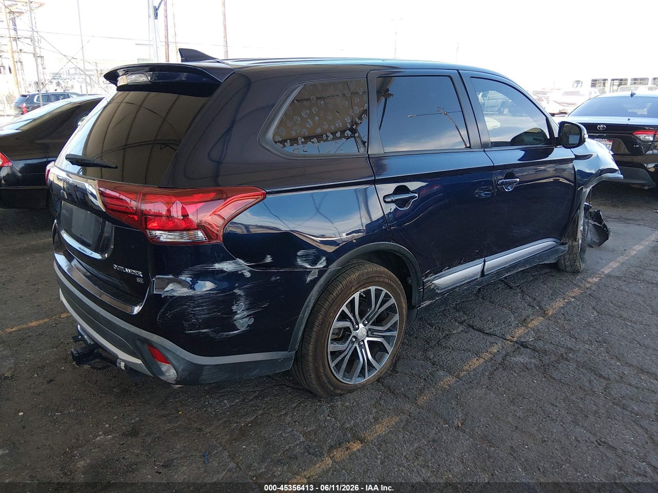 2017 MITSUBISHI OUTLANDER SE/SEL thumbnail 5