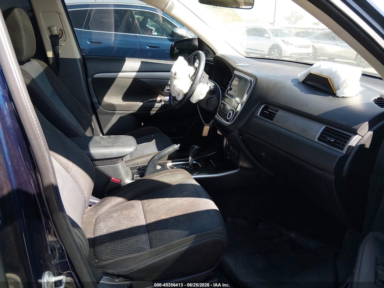 2017 MITSUBISHI OUTLANDER SE/SEL thumbnail 6