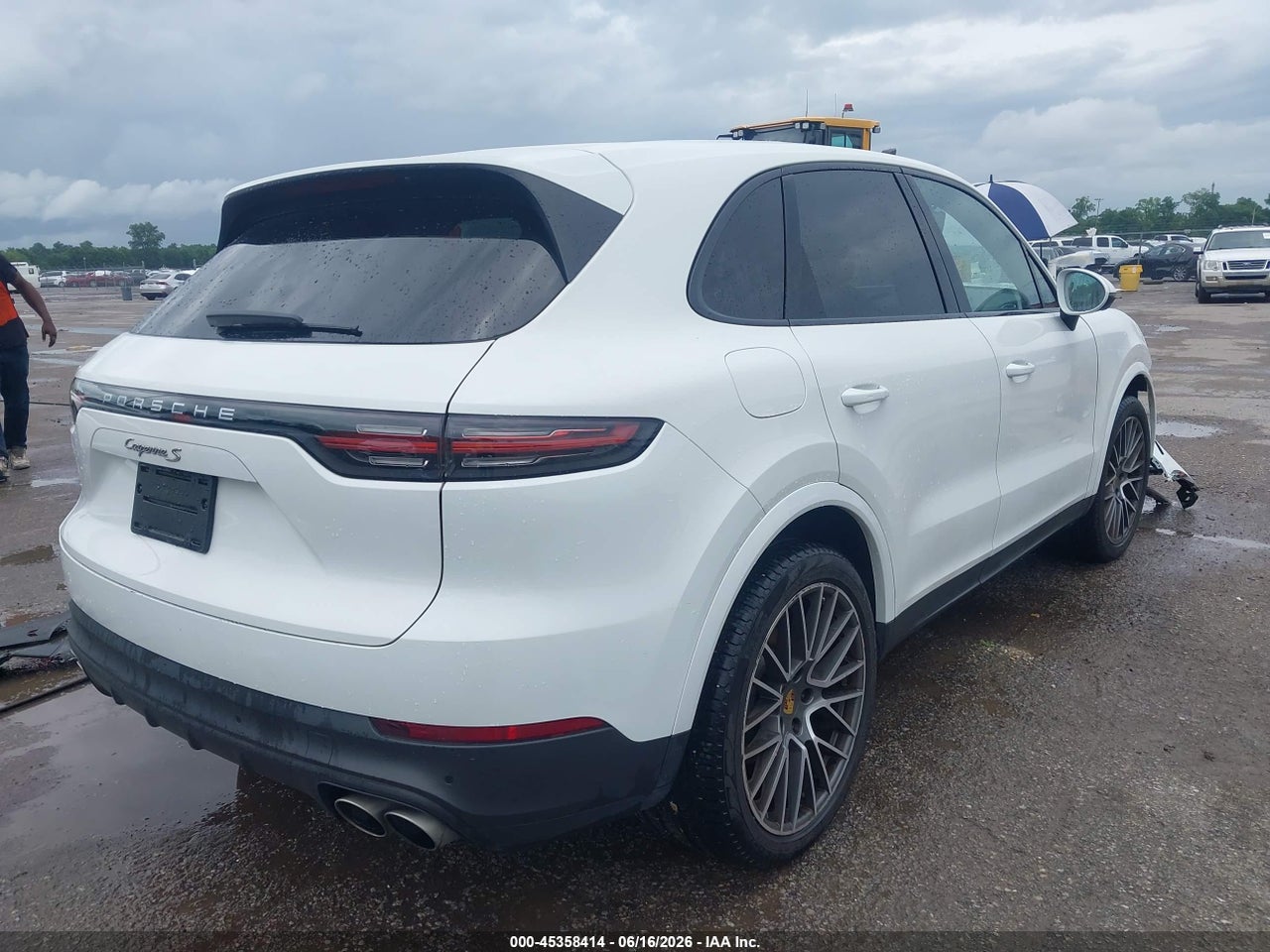 2020 PORSCHE CAYENNE S thumbnail 5