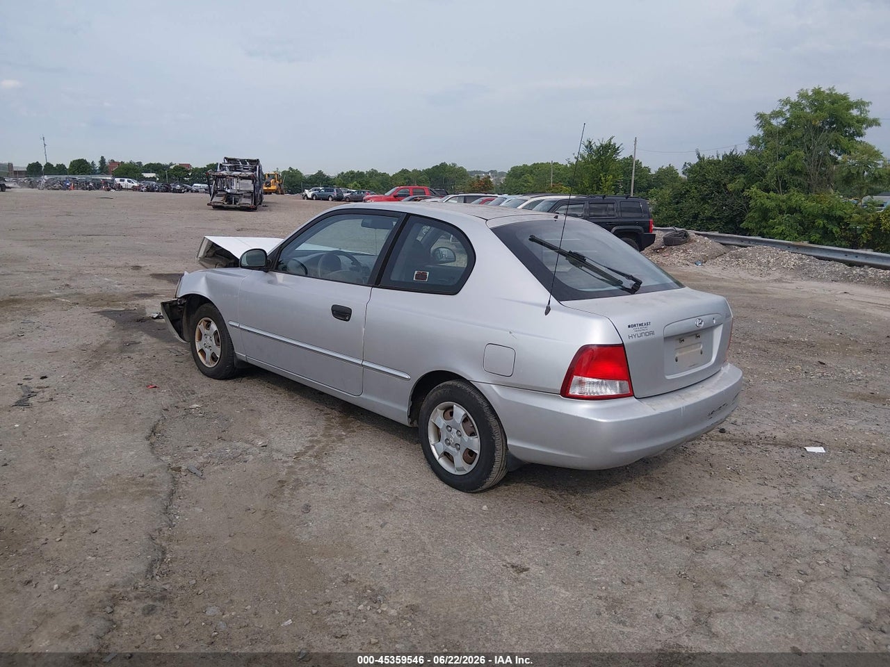 2002 HYUNDAI ACCENT GS thumbnail 4